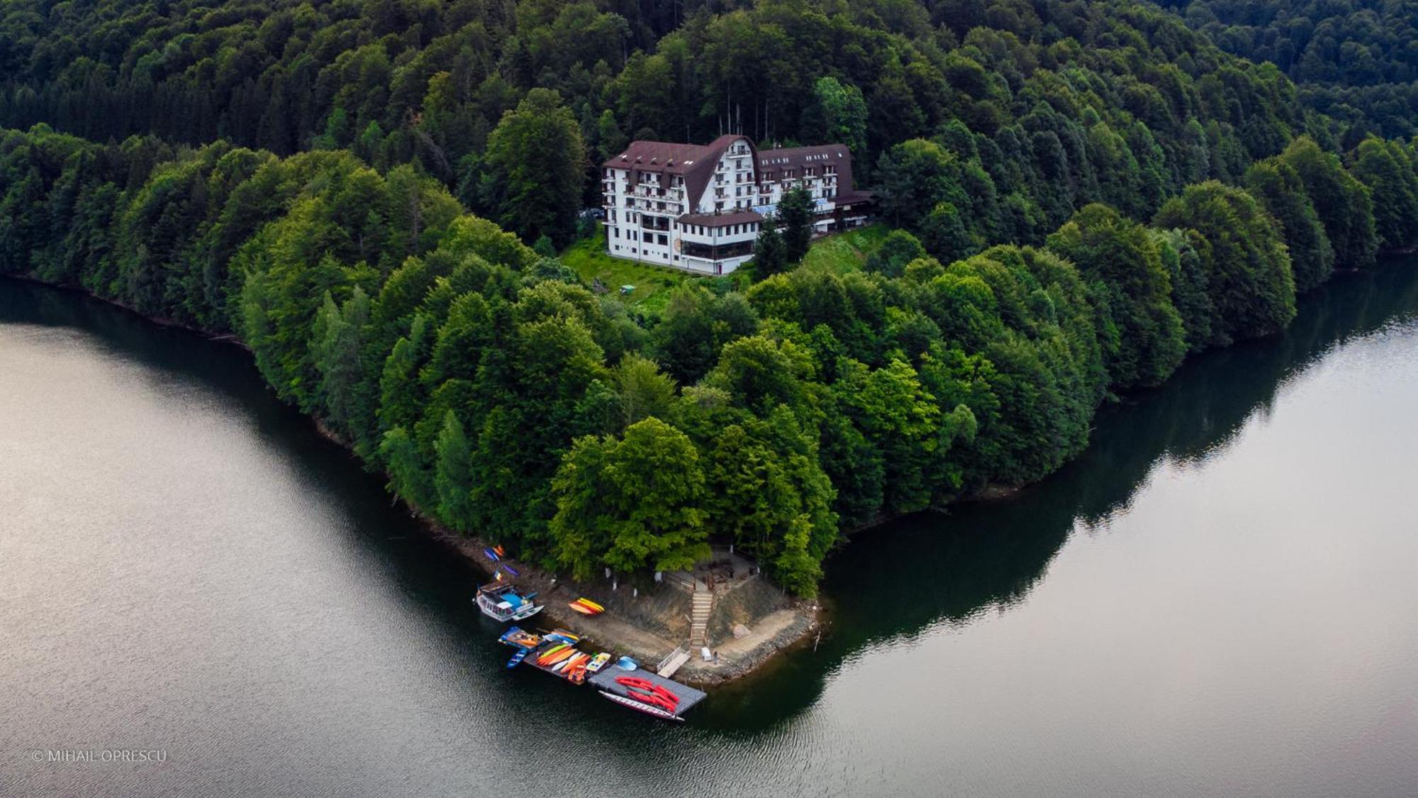Hotel Valea Cu Pesti Căpăţîneni-Ungureni Екстериор снимка