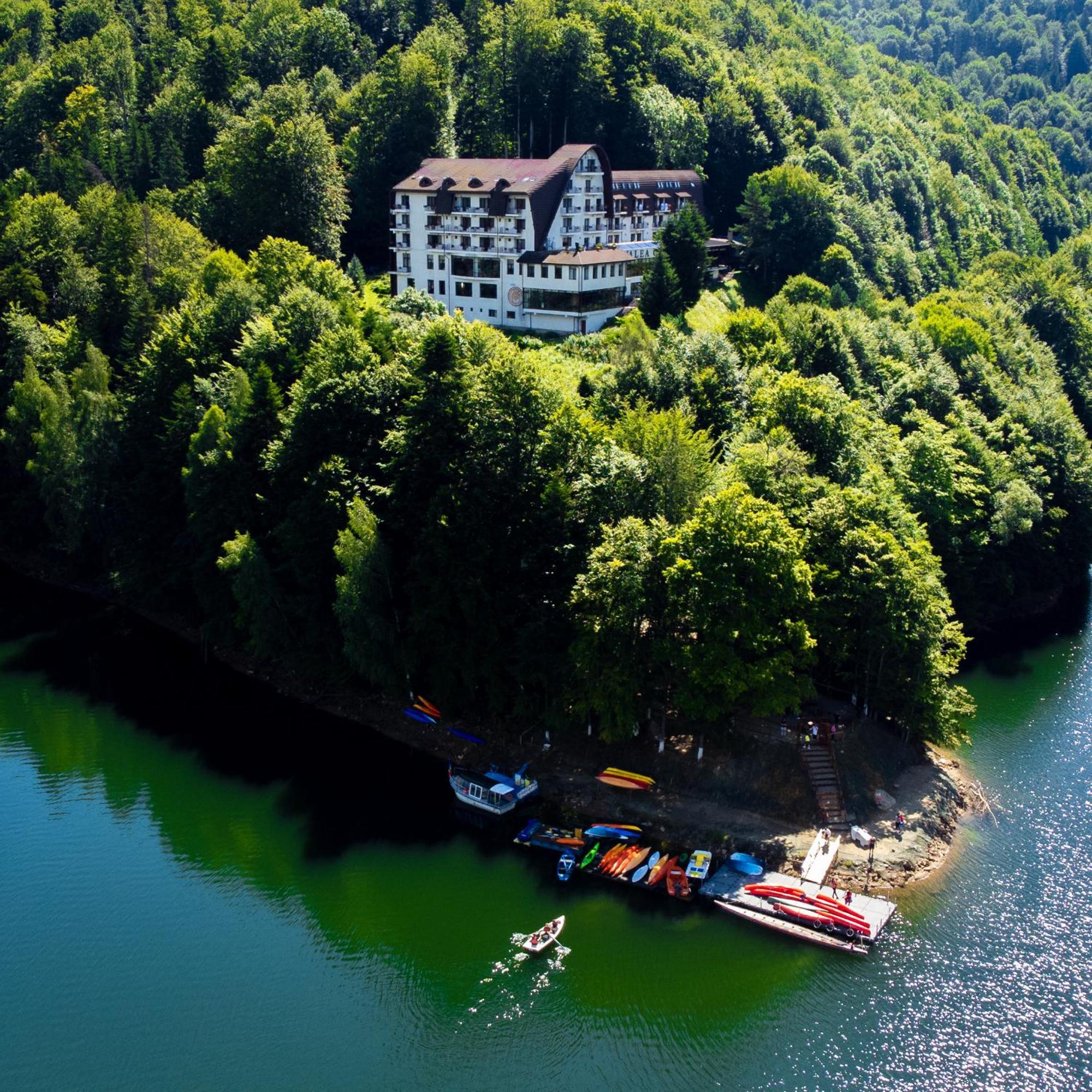 Hotel Valea Cu Pesti Căpăţîneni-Ungureni Екстериор снимка