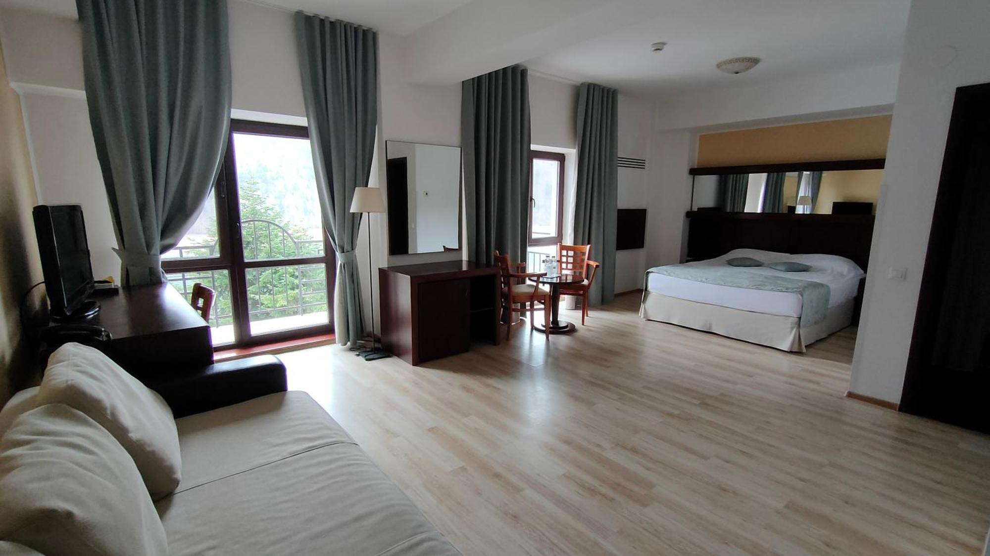 Hotel Valea Cu Pesti Căpăţîneni-Ungureni Екстериор снимка