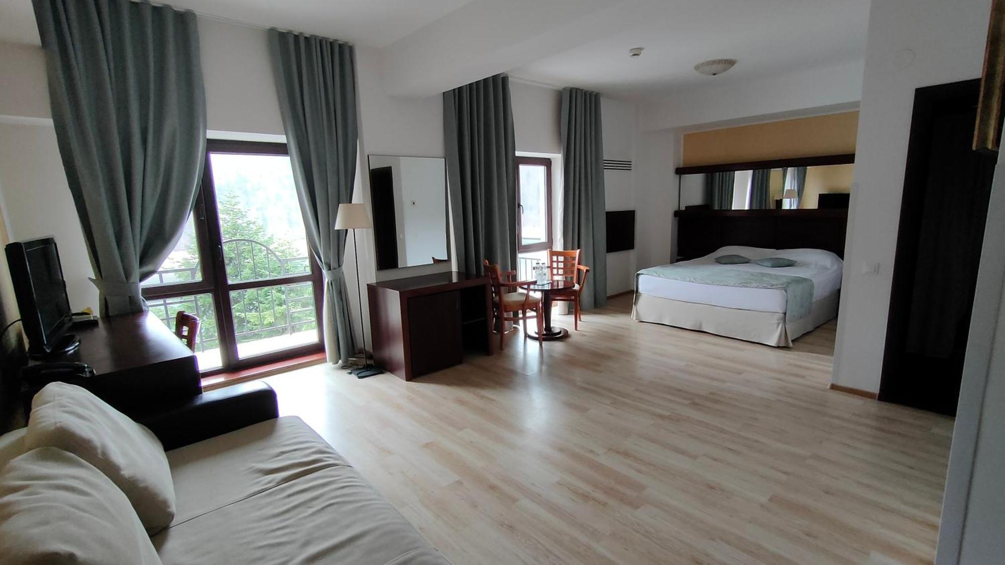 Hotel Valea Cu Pesti Căpăţîneni-Ungureni Екстериор снимка