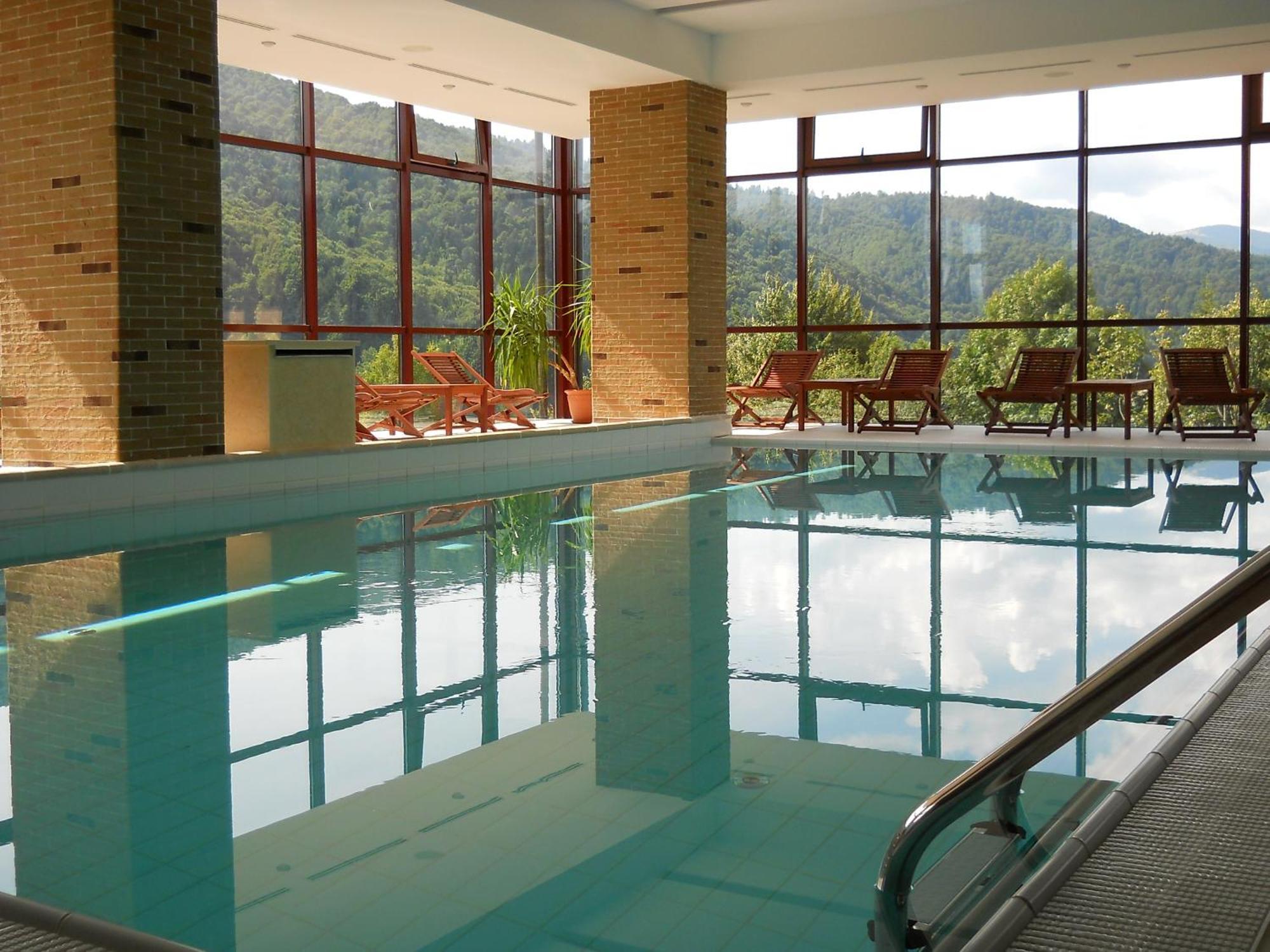 Hotel Valea Cu Pesti Căpăţîneni-Ungureni Екстериор снимка
